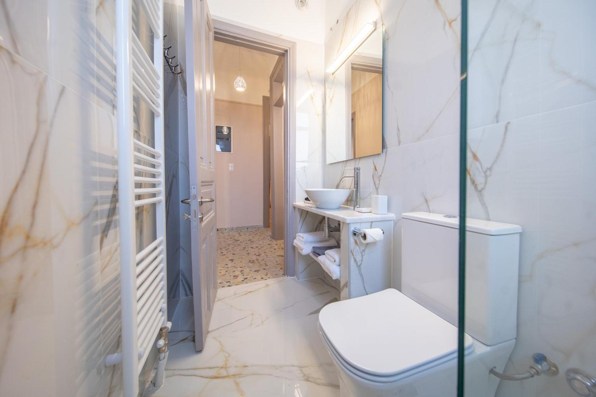 Oikia Tripodon Apartment Athena Bagian luar foto
