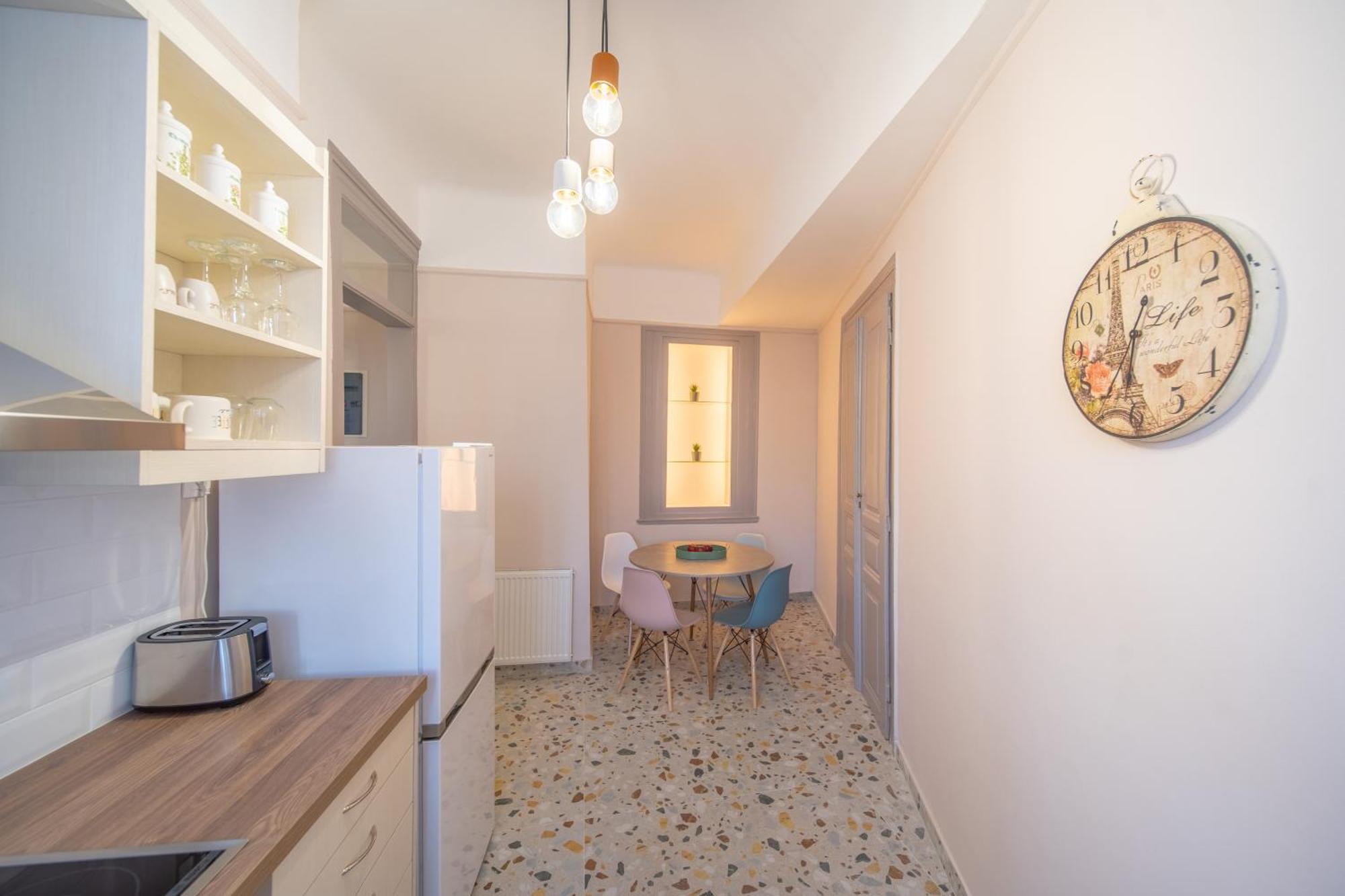 Oikia Tripodon Apartment Athena Bagian luar foto