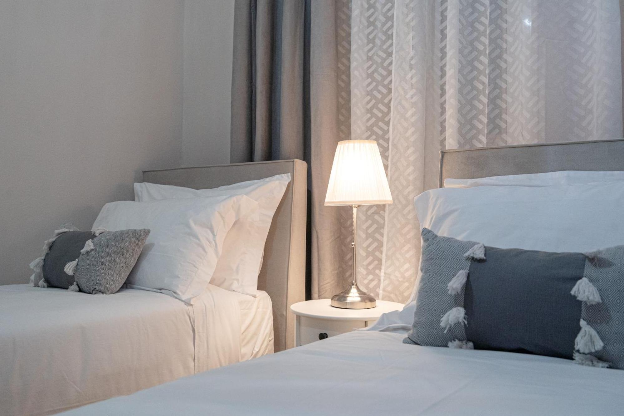 Oikia Tripodon Apartment Athena Bagian luar foto