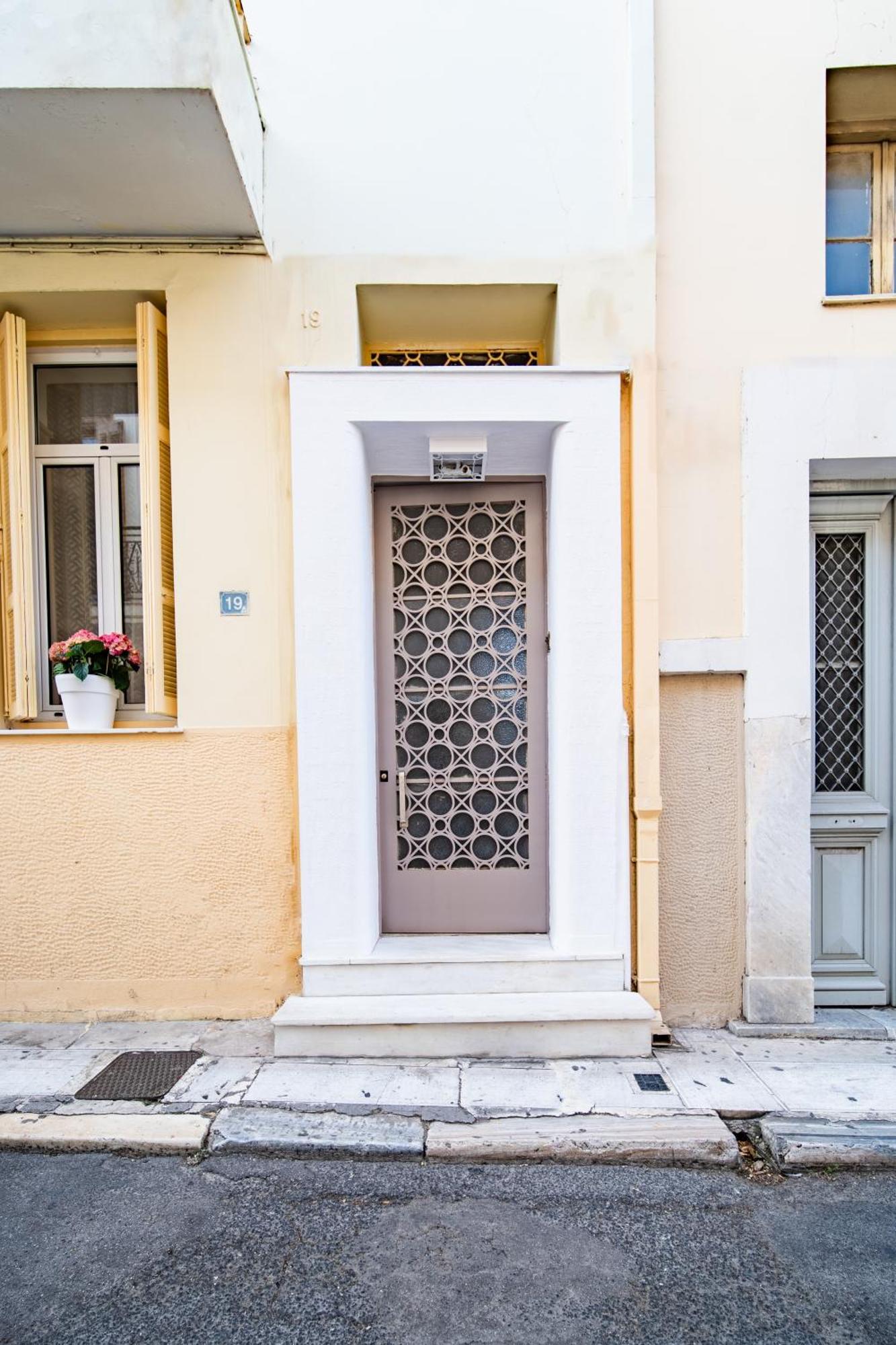 Oikia Tripodon Apartment Athena Bagian luar foto
